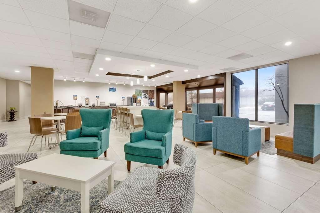 Отель Clarion Pointe Near Erie Casino Kearsarge Интерьер фото
